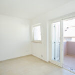 salone-app-secondo-piano-lato-mare-R